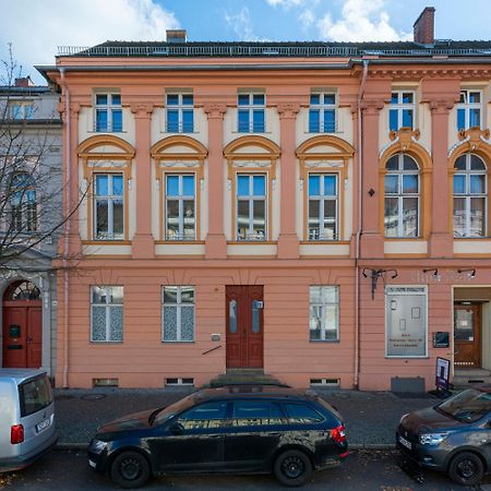 Studio Apartment Im Palais Fleur Blanche Потсдам Екстер'єр фото
