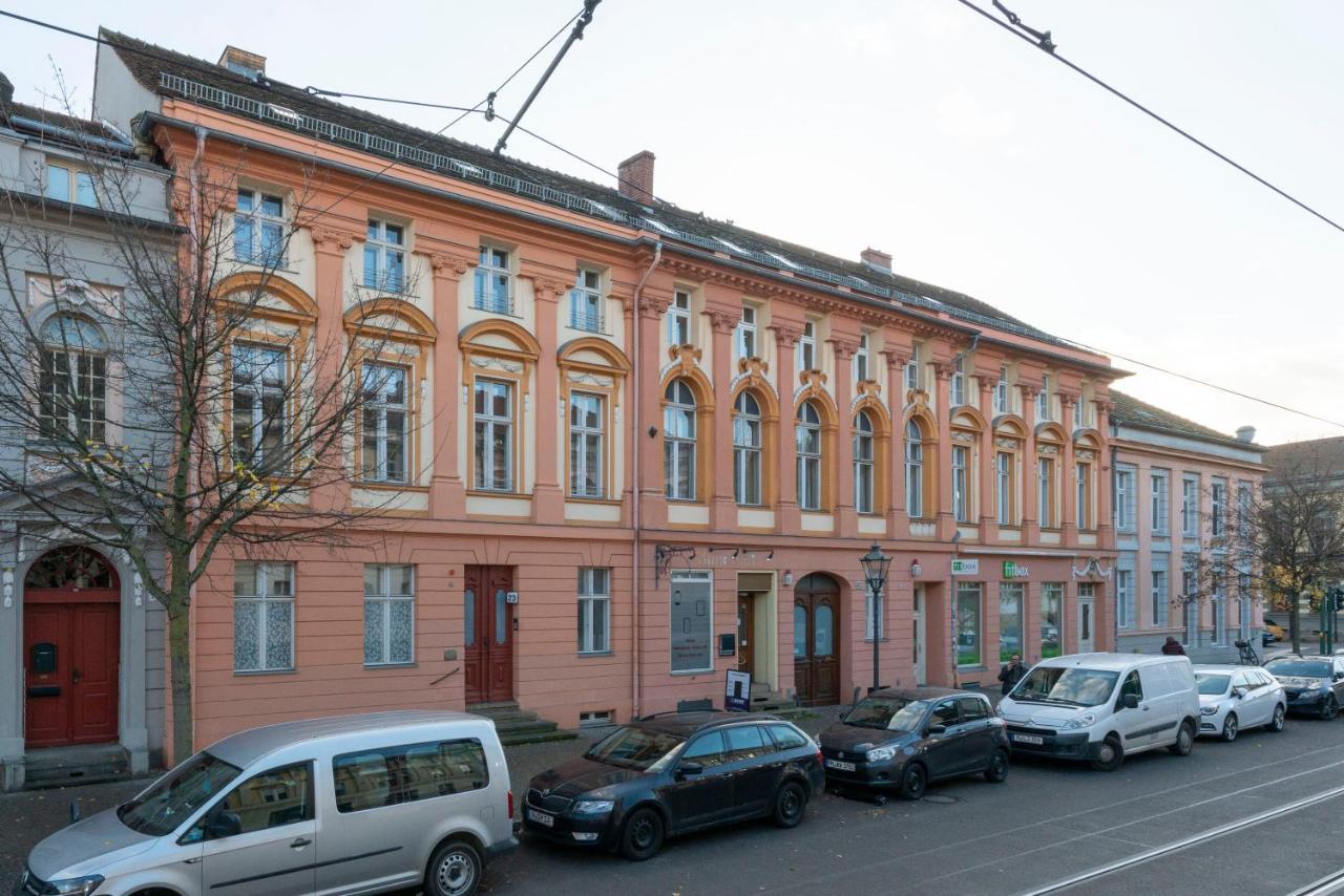 Studio Apartment Im Palais Fleur Blanche Потсдам Екстер'єр фото